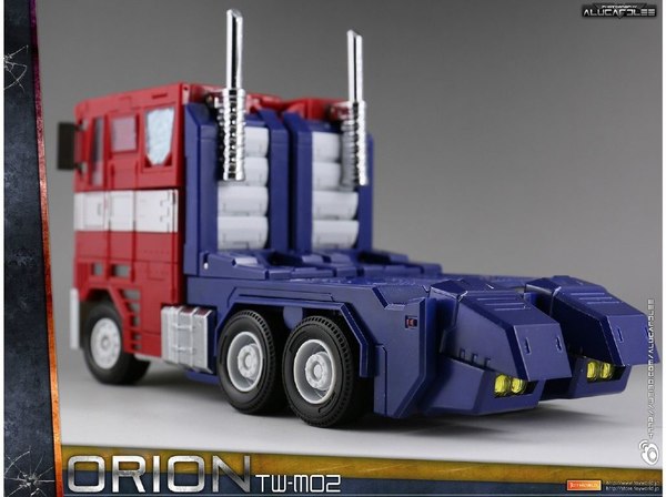 Toyworld Orion Unofficial MP Scale Optimus Prime Color Photos 22 (22 of 24)